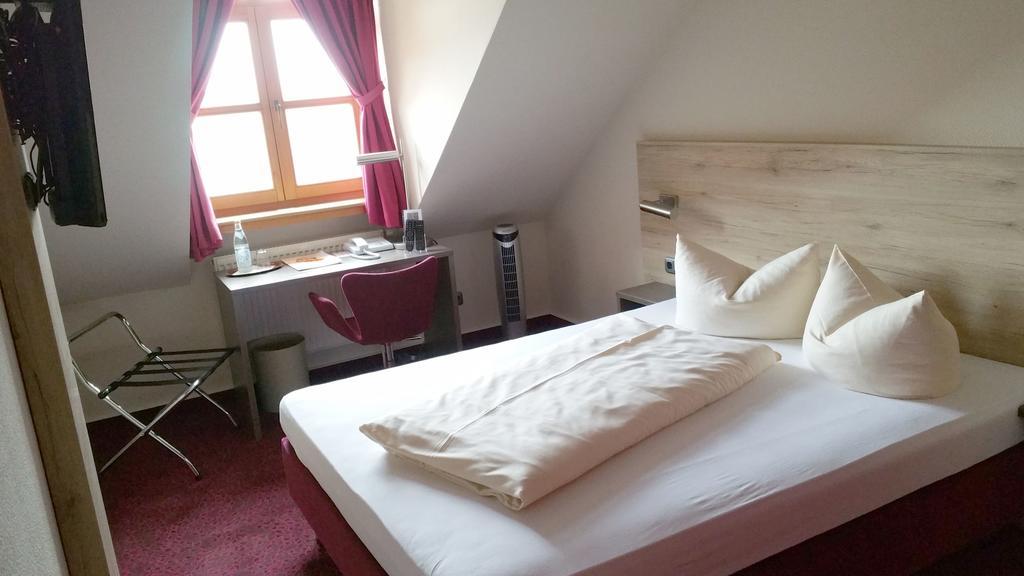 Hotel Mayerhofer Aldersbach Exteriör bild