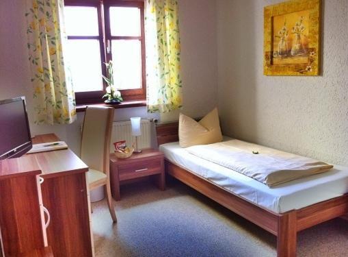 Hotel Mayerhofer Aldersbach Rum bild